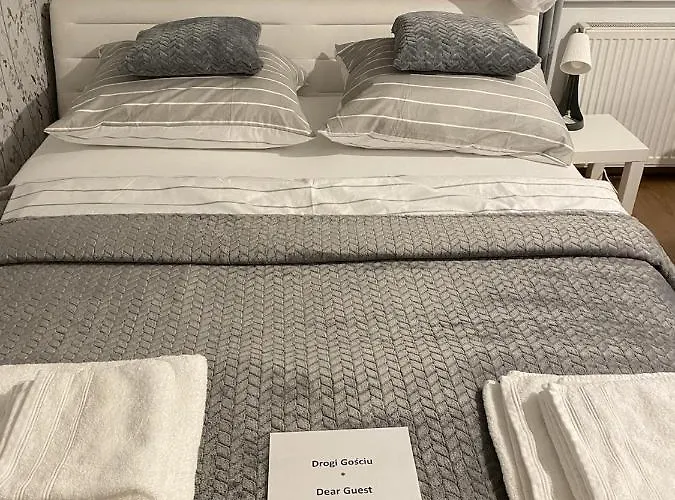 Czytelnia - Parking Gratis Apartment Poznan